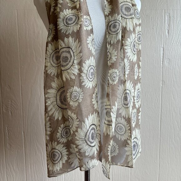 Vintage Floral Scarf in Brown and Cream - Picture 4 of 10